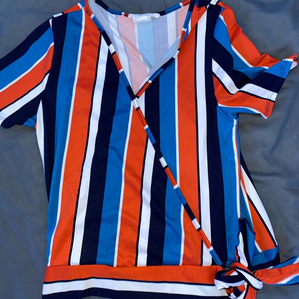 short sleeve shirt